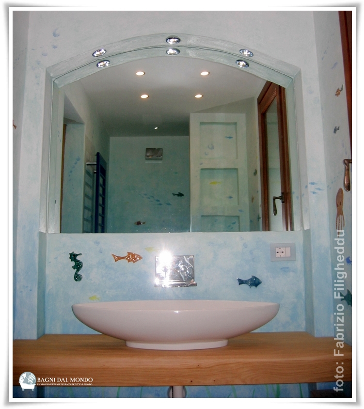 colore e allegria nel bagno dei bambini - resine colorate e personalizzate src=