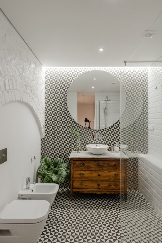 illuminare un bagno cieco con faretti e strisce a led 