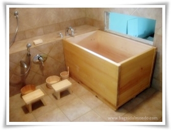 ofuro antico rituale del bagno giapponese src=